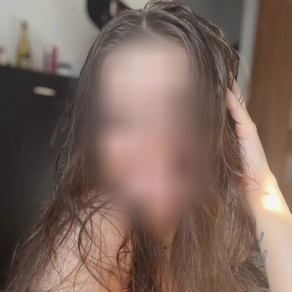 Helena, 19