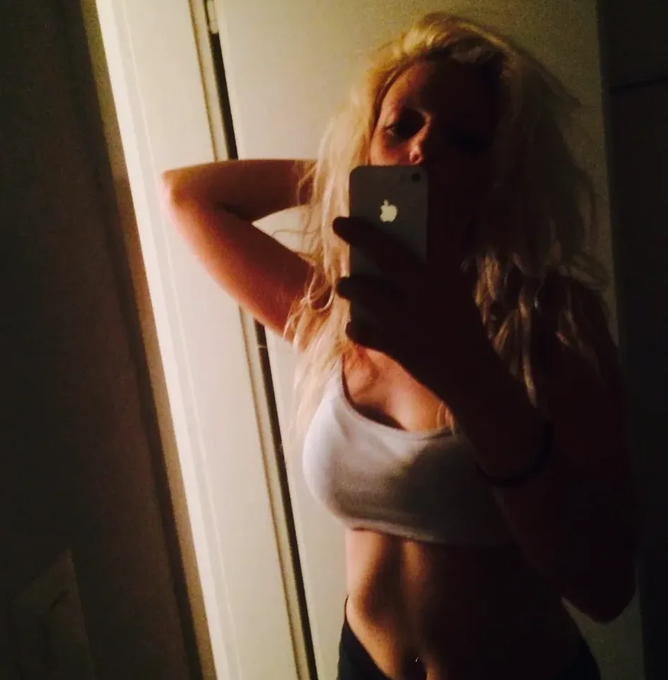 Molly, 33